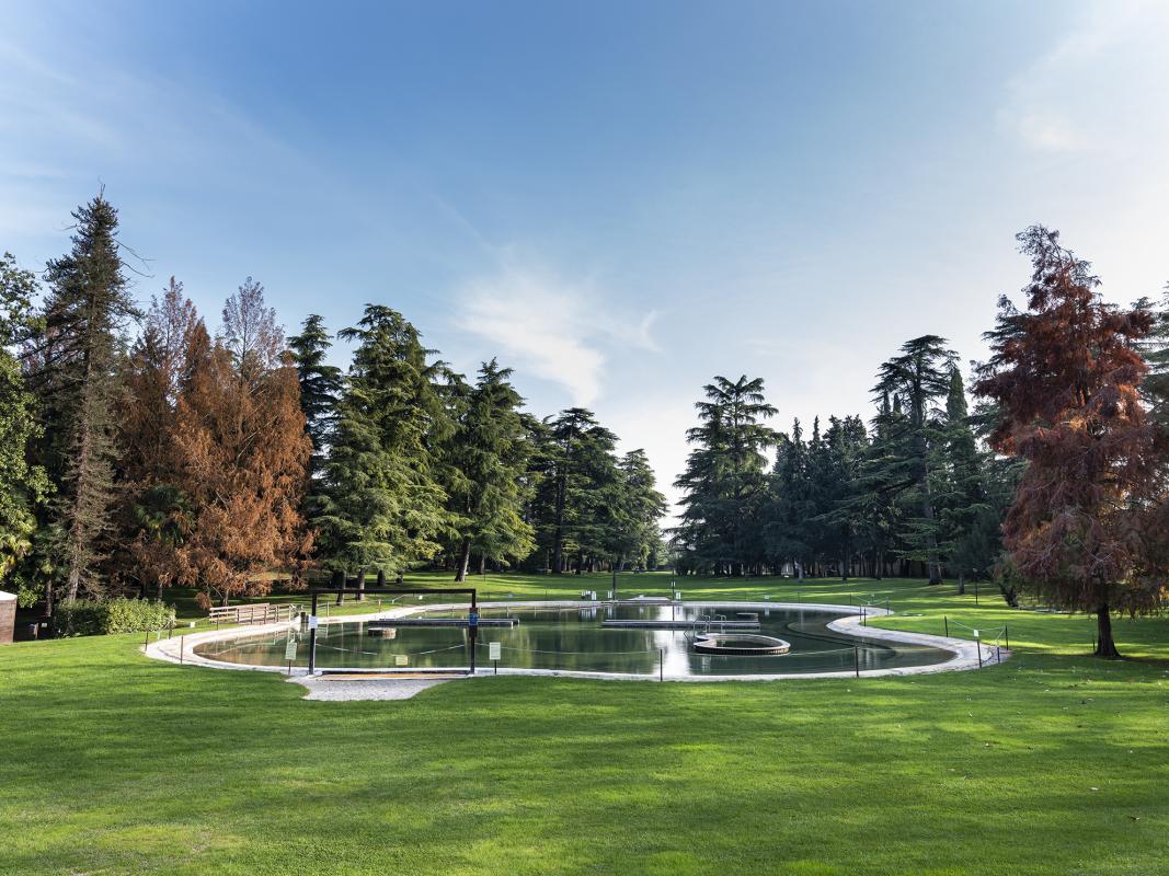  Il lago secondario del parco termale